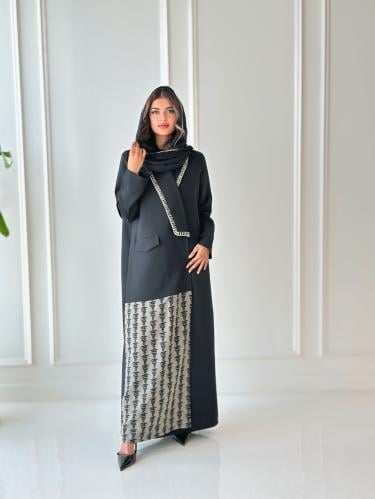 بليزر مطرز بالخيوط