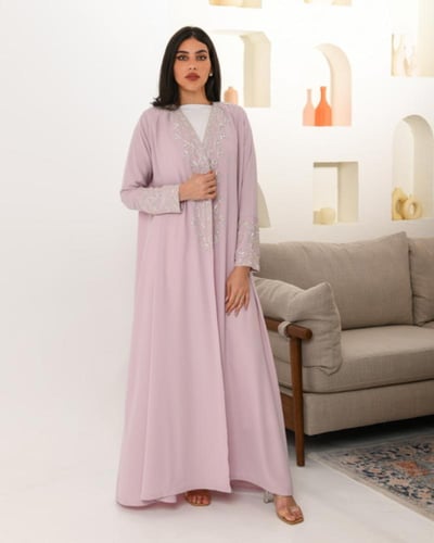 عباية كريب تطريز يدوي مقاس 56(M/L)