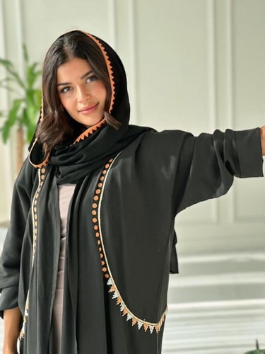لينن مغسول مطرزة بالخيوط والخرز