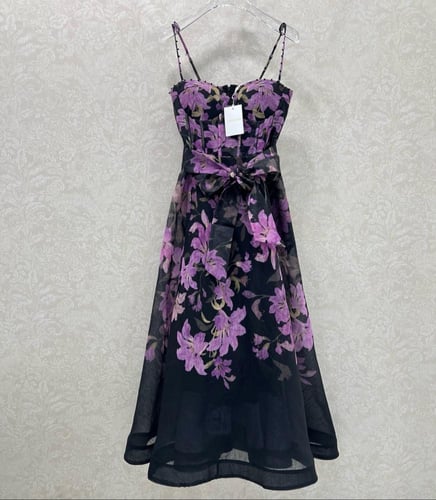 فستان زيمرمان