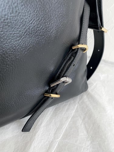 شنطة جيفنشي