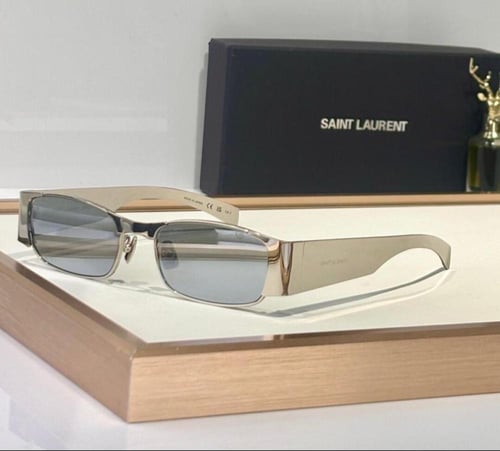 نظارة سان لوران