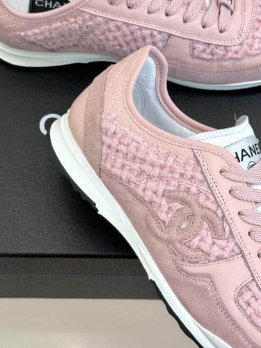 سنيكرز شانيل