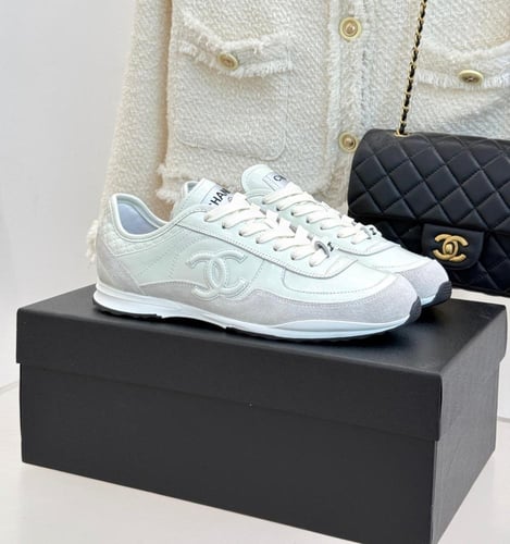 سنيكرز شانيل