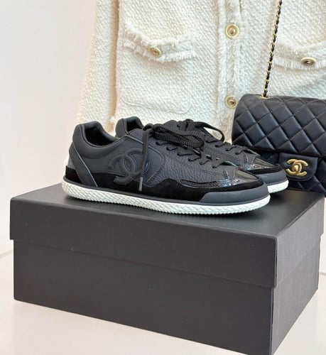 سنيكرز شانيل