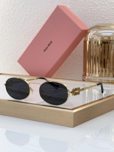 نظارة ميو ميو