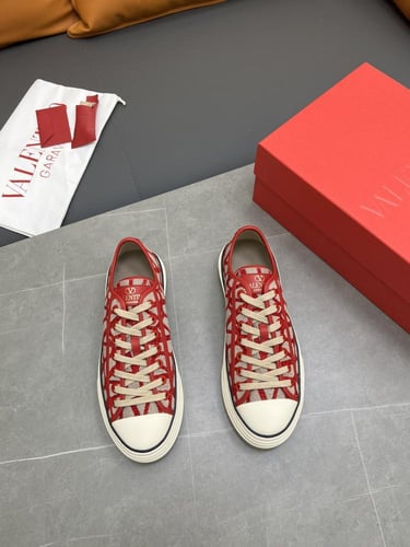 سنيكرز فالنتينو