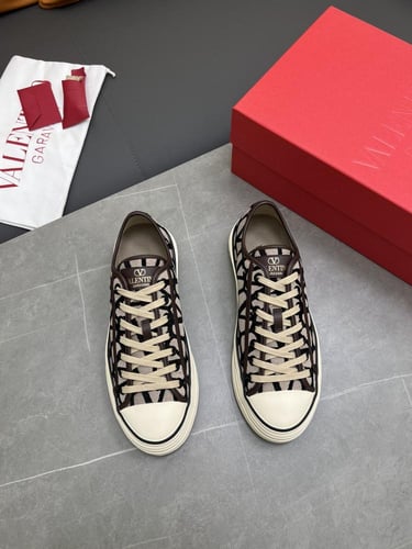 سنيكرز فالنتينو