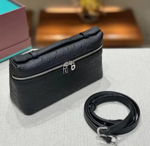 شنطه لورو بيانا