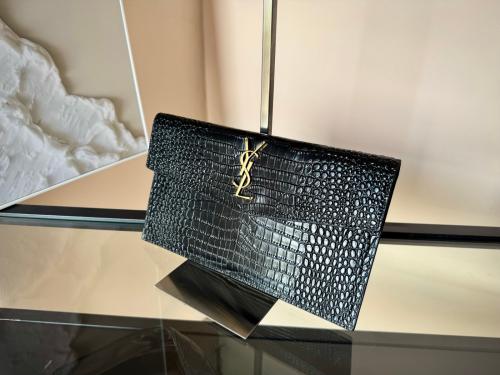 باوتش سان لوران