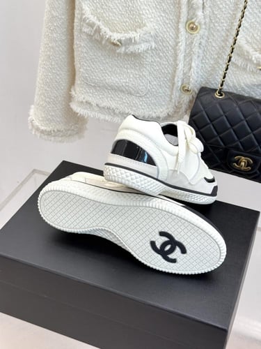 سنيكرز شانيل