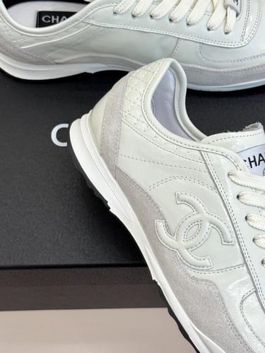 سنيكرز شانيل