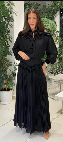 فستان مخمل وشيفون