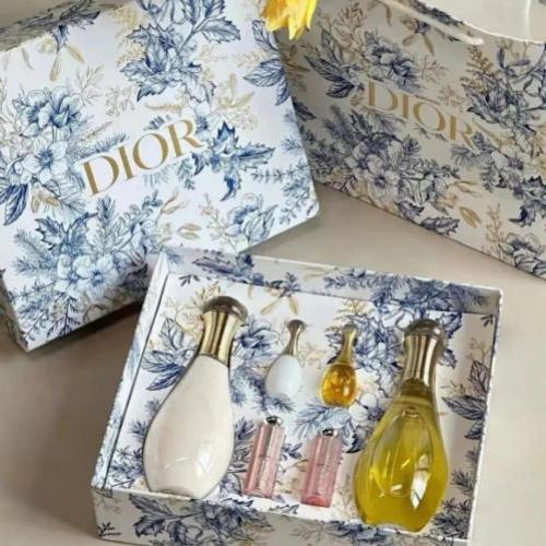 Dior collection