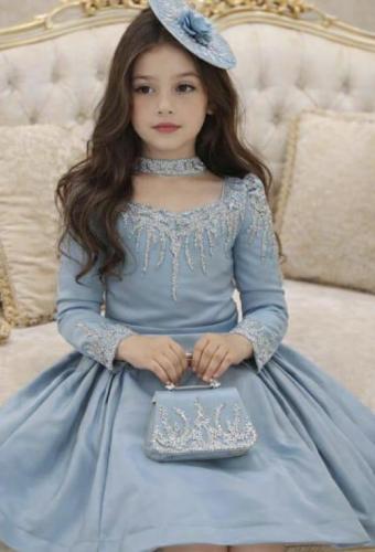 فستان البريق مع شنطه واكسسوار شعر