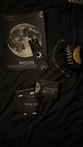 Moon box