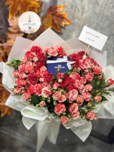 سلسال نسائي قلب المحيط silver color بكريستال أزرق