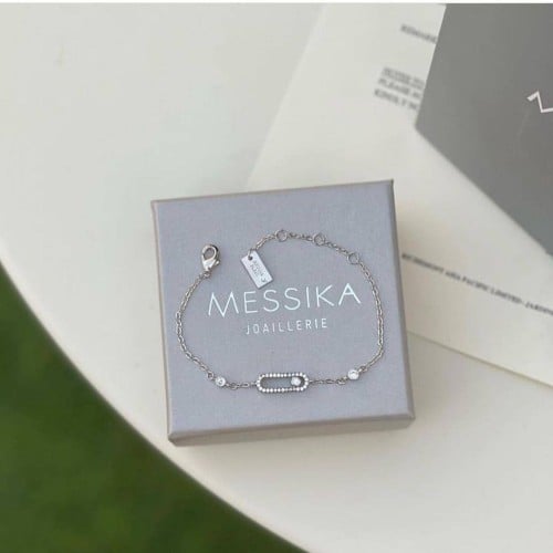 اسورة يد نسائية لون فضي