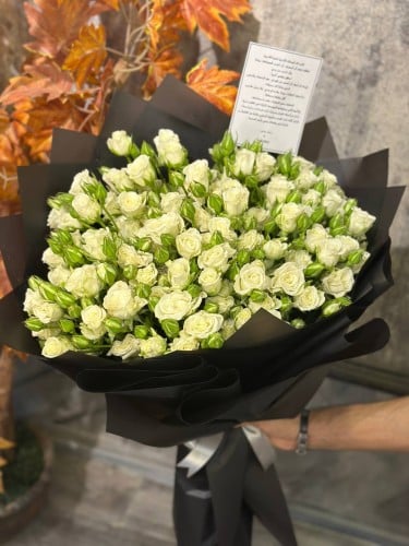 باقة كبيرة ب ورد البيبي روز الأبيض