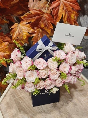 اسورة يد نسائية silver color كرستال