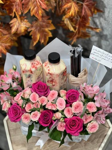 جالونين عصيرات سيجنتشر (نكهات اختيارية) منسقة داخل...