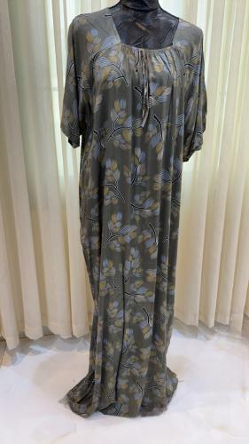 قميص روز نسائي فضفاض وبارد لون رمادي مخضر