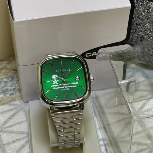 ساعة كاسيو بنقش خاص بالمملكة (فضي وميناء اخضر)