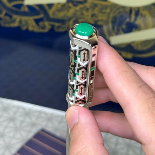 قلم سري نسخة الشرق الاوسط مميز جدا