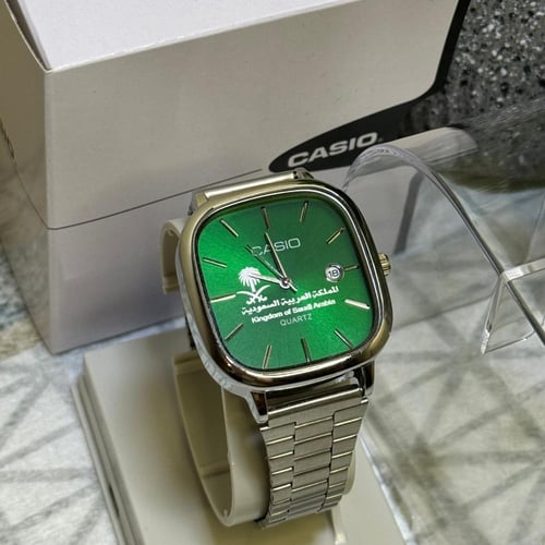 ساعة كاسيو بنقش خاص بالمملكة (فضي وميناء اخضر)