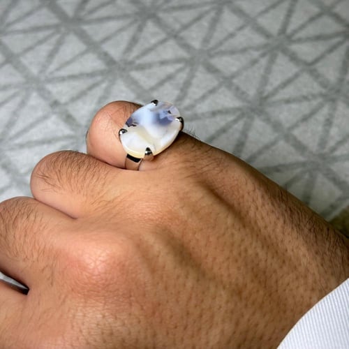 خاتم فضة مخلب ملكي ابيض بنقشات مميزة