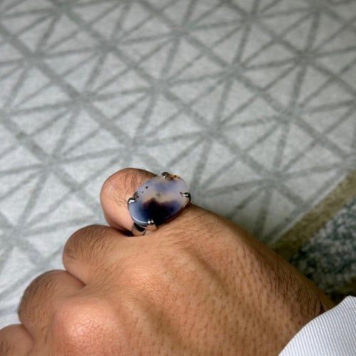 خاتم فضة مخلب ملكي ابيض بنقشات مميزة