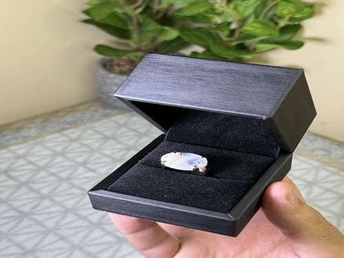 خاتم فضة مخلب ملكي ابيض بنقشات مميزة