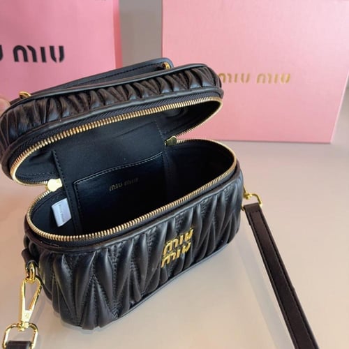 ميو ميو Miumiu