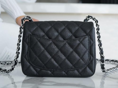 شانيل - Chanel Mini Square Caviar Flap Bag