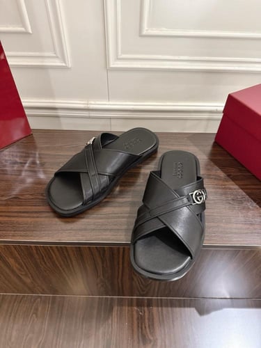 سليبر رجالي من قوتشي GUCCI Men’s Slippers