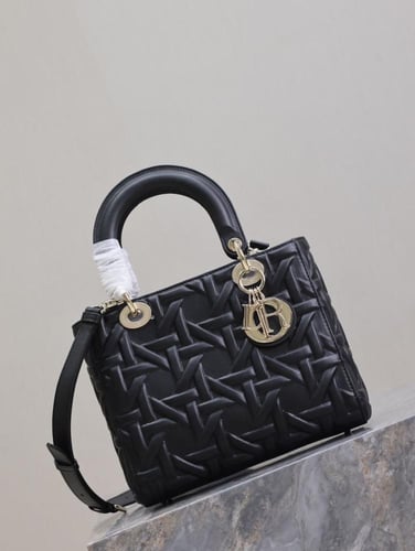 ديور Medium Lady Dior Bag