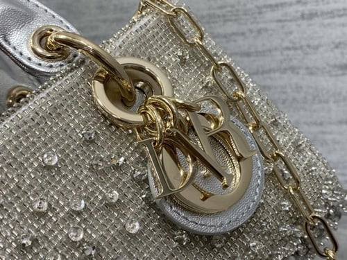 ديور ليدي دي جوي