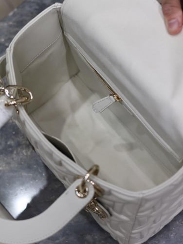ليدي ديور Medium Lady Dior Bag