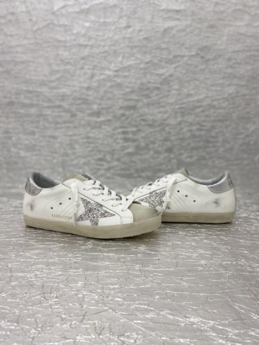 شوز قولدن قوس