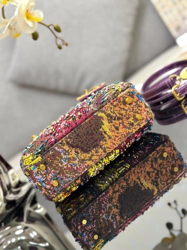 ليدي ديور لمتد ادشن