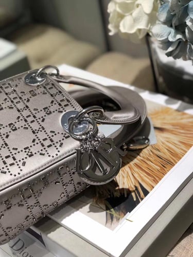 ميني ليدي ديور Mini Lady Dior Bag