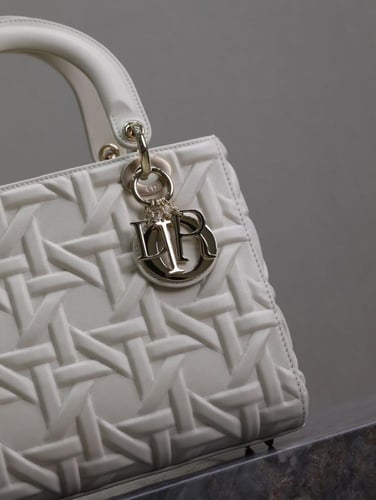 ليدي ديور Medium Lady Dior Bag