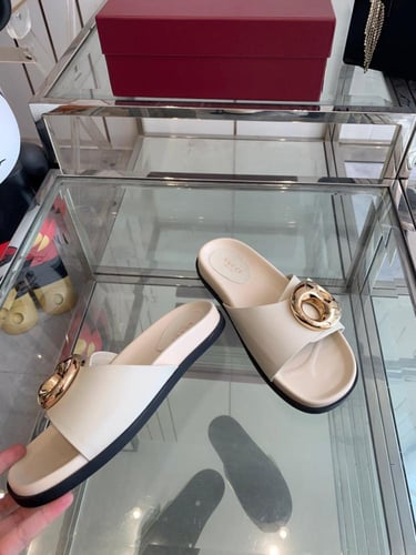 سليبر قوتشي 2025