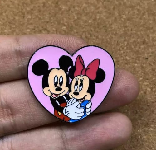 بروش ميكي وميني