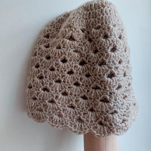 الشال الذهبي مع قبعته - 148*94 سم