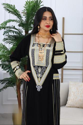 عسيرى تطريز مثلث ذهبي