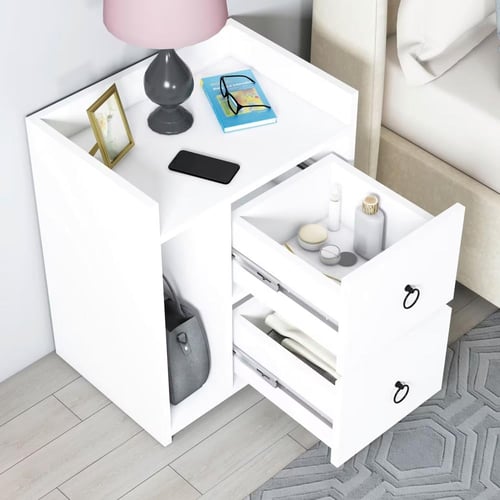 كمدينة جانبي للسرير مع درجين