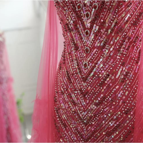 فستان سهرة فاخر فوشي مع أكمام من سمارا بوتيك-E24