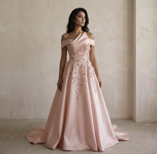 فستان سهرة ناعم من سمارا بوتيك