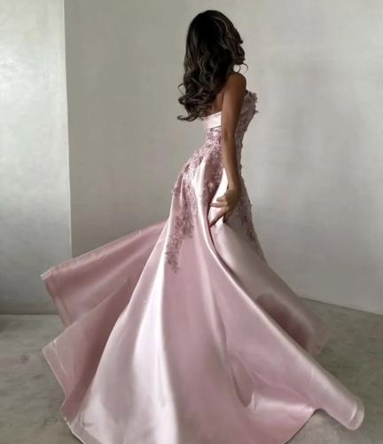 A stunning engagement dress from Samara Boutique - P96